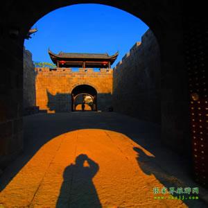 單獨成團M線：張家界袁家界、乾州城四天三晚獨立成團游